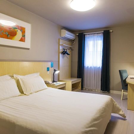 Jinjiang Inn Xianning Yinquan Avenue Hot Spring Hotel Esterno foto