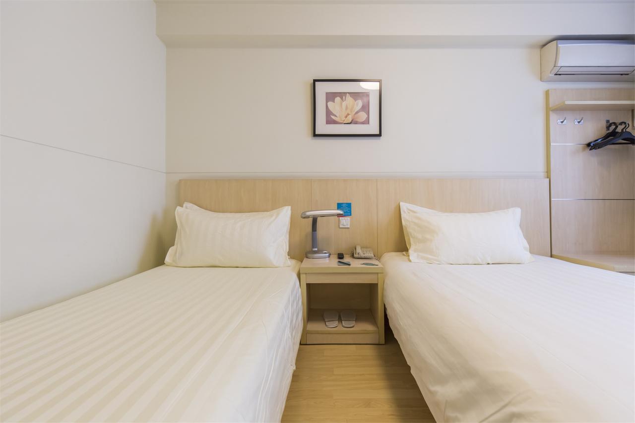 Jinjiang Inn Xianning Yinquan Avenue Hot Spring Hotel Esterno foto