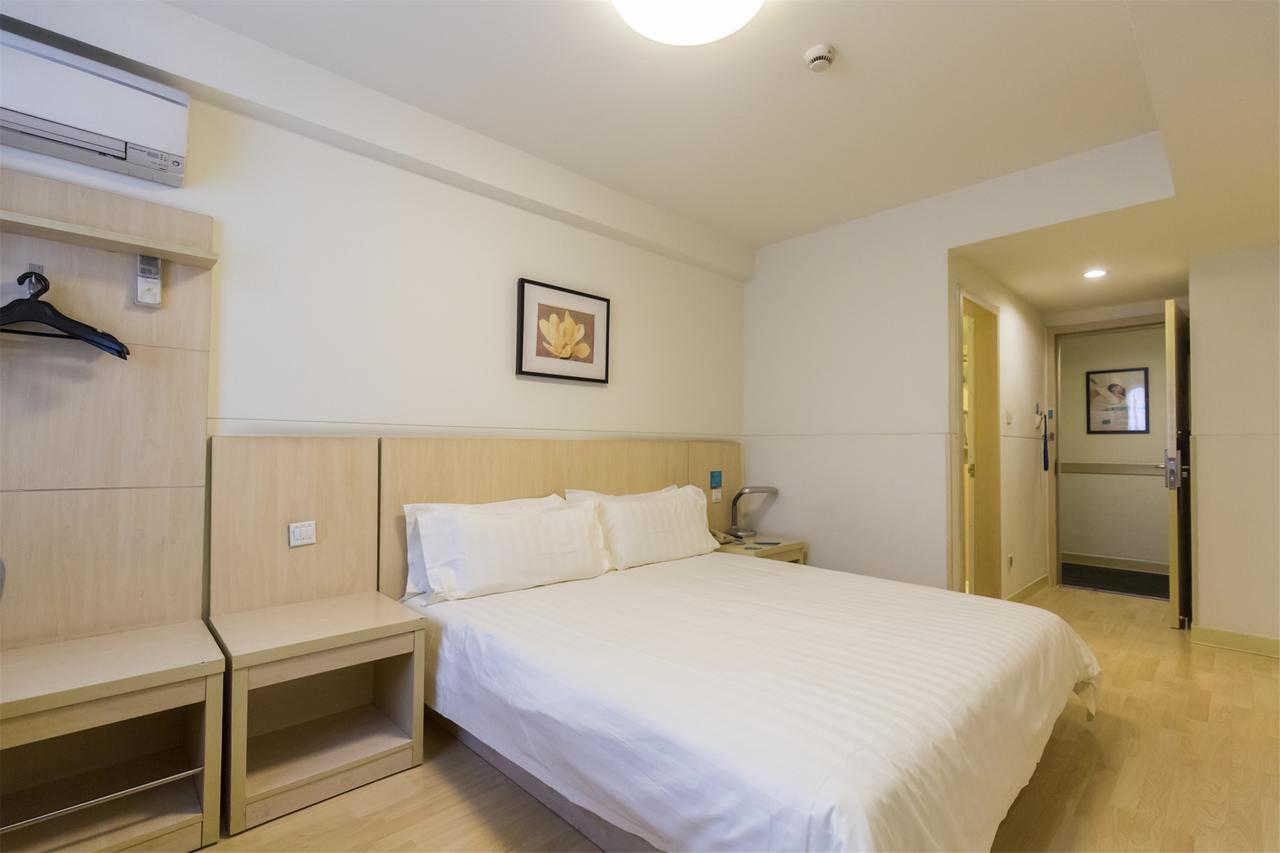Jinjiang Inn Xianning Yinquan Avenue Hot Spring Hotel Esterno foto