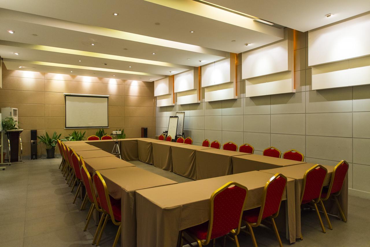 Jinjiang Inn Xianning Yinquan Avenue Hot Spring Hotel Esterno foto